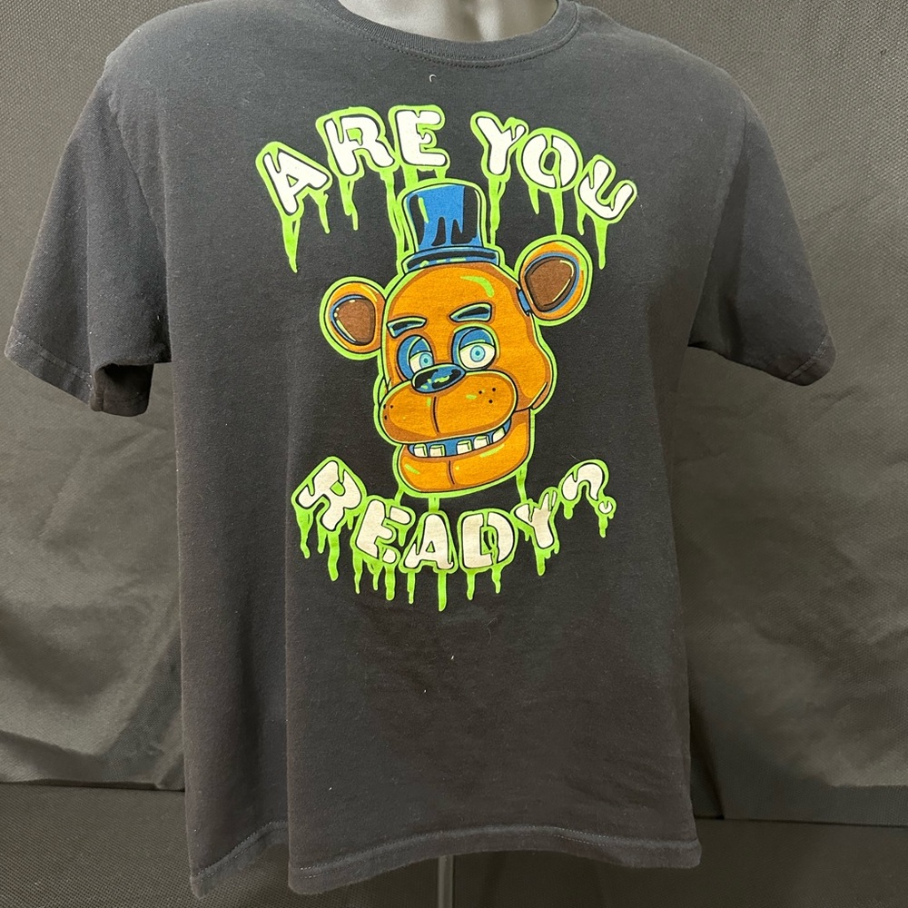 Green Graphic Short Sleeve Tee with Cartoon Design